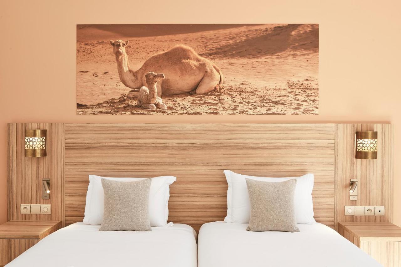 Quarto Duplo com Vista Jardim